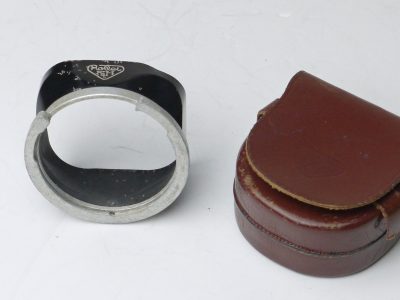 Rollei Bayonet 3 Metal lens hood + Rollei leather case