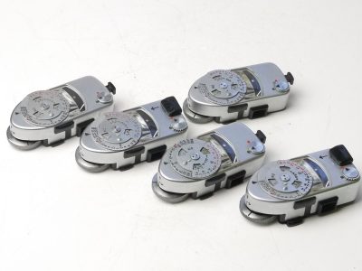 Leitz set of 3 x MR Meters + 2 x MR4 Meters (for M4). All NON-WORKING & ONLY 1 WITH BATTERY COVER