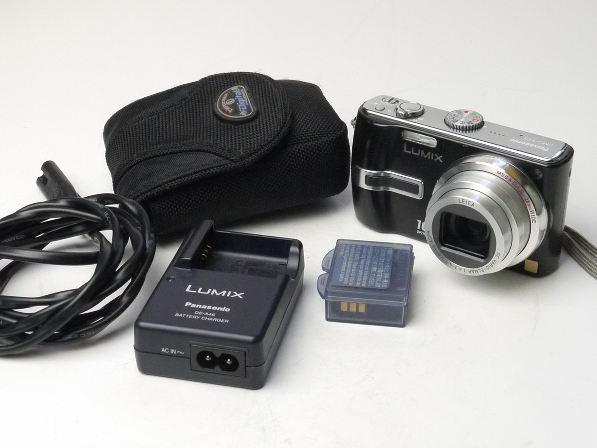 mwclassiccameras-20250321-62 Panasonic Lumic DMC-TZ3 7.2MP Digital Compact camera with Leica 4.6-46mm f3.3-4.9 DC Vario Elmar 10X Optical Zoom + Two Batteries, Lumix Charger, strap & Tamrac Case
