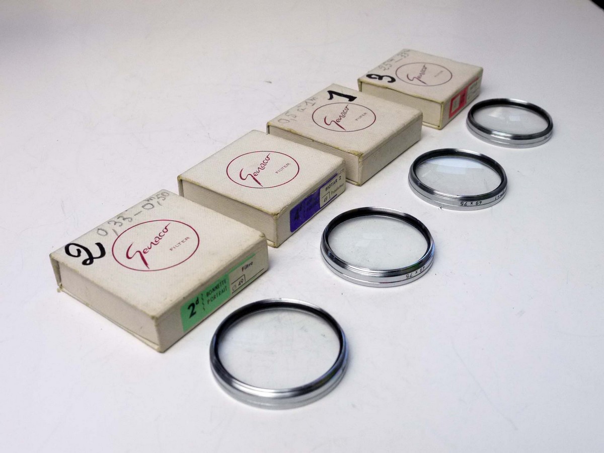 mwclassiccameras-20250328-144 Genaco Paris set of 4 x 49mm screw-in Portrait/close-up lenses, chrome rim (No. 1, 2, 3 & 4) + instructions & makers box