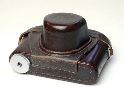 Leitz Brown leather ER case with long nose front, single stud fastener & neck strap. Has Large Tripod bush