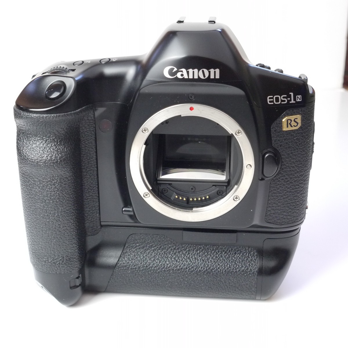 mwclassiccameras-20250411-2 Canon EOS-1n RS 35mm SLR body, fixed mirror version with fast 10 frames per second. With AA Battery holder & body cap. UNCOMMON
