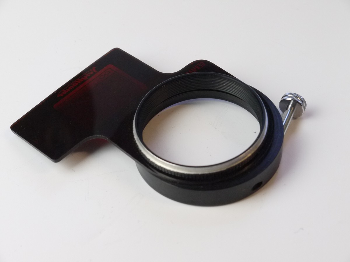mwclassiccameras-20250411-54 Voigtlander Front lens-fitting Frame finder Accessory, with fixing screw, for the 100mm Dynarom Prominent lens, with Parallax setting. UNCOMMON