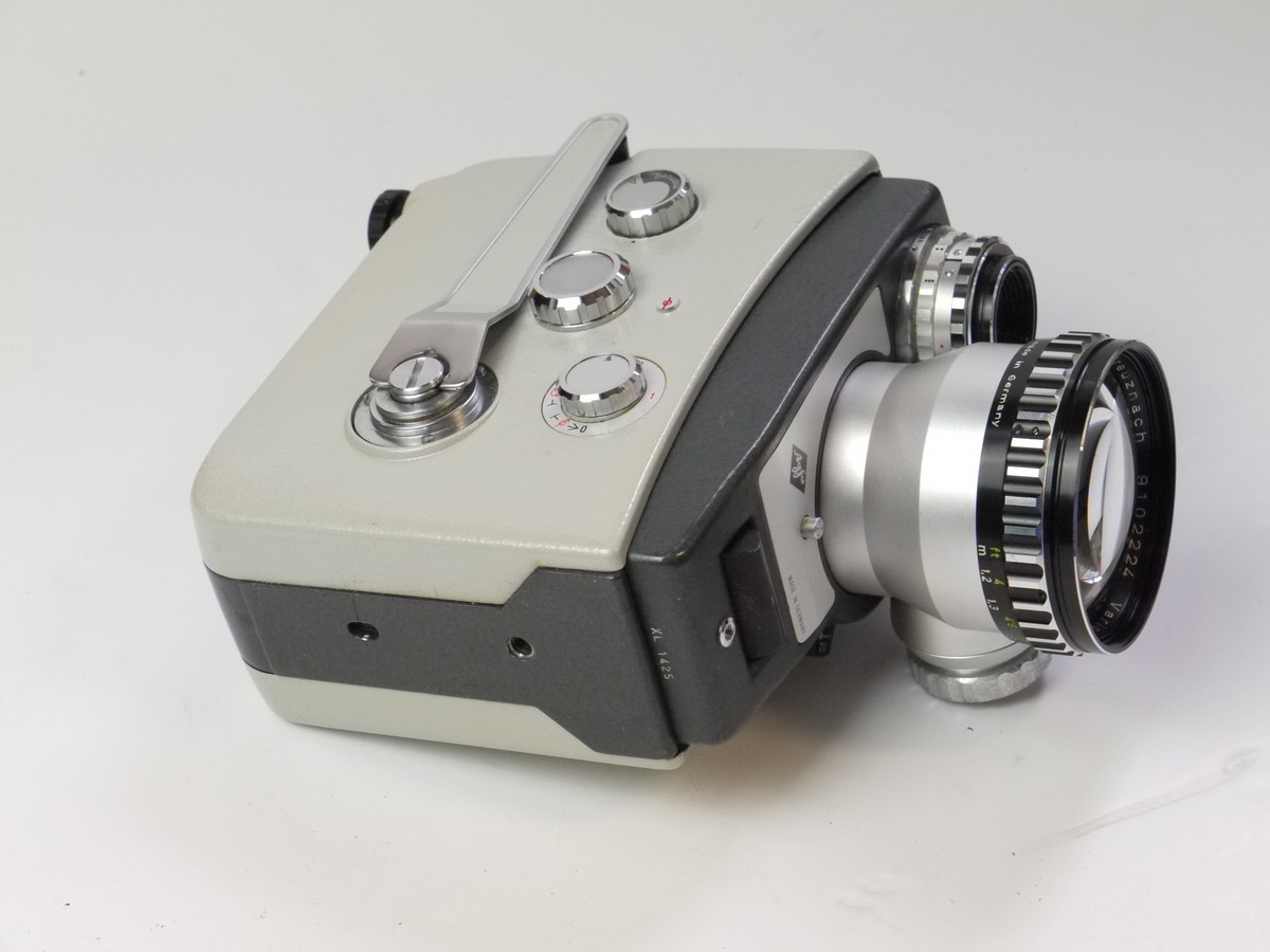 mwclassiccameras-20250418-184 Agfa Movex Reflex Standard 8 Spring motorized camera with Schneider 7.8-37.5mm f1.8 Variogon & Agfa 13mm f1.8 Movestar interchangeable bayonet mount lenses, hand grip, 5 x Film Cassettes, Three Filters, Lens Hood, Hand Strap & Agfa Outfit case