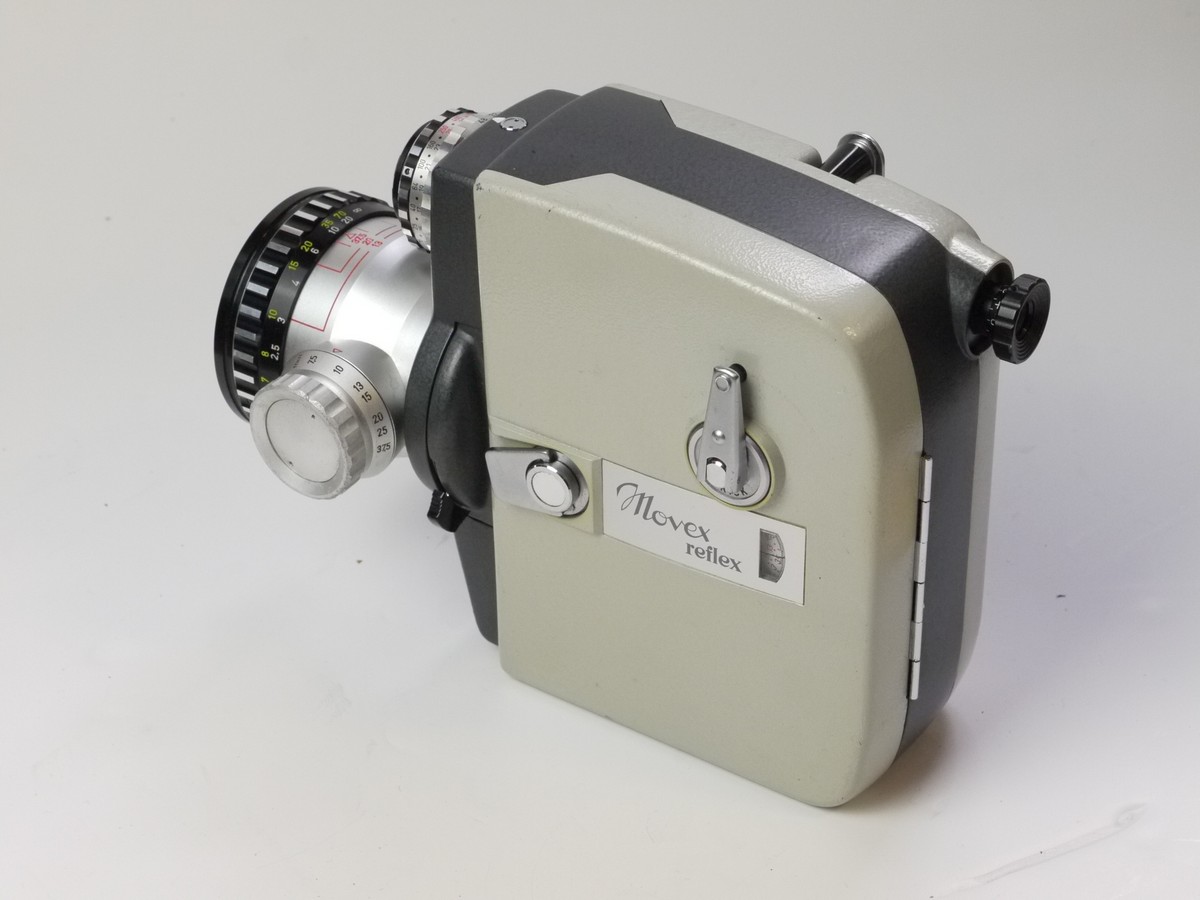 mwclassiccameras-20250418-186 Agfa Movex Reflex Standard 8 Spring motorized camera with Schneider 7.8-37.5mm f1.8 Variogon & Agfa 13mm f1.8 Movestar interchangeable bayonet mount lenses, hand grip, 5 x Film Cassettes, Three Filters, Lens Hood, Hand Strap & Agfa Outfit case