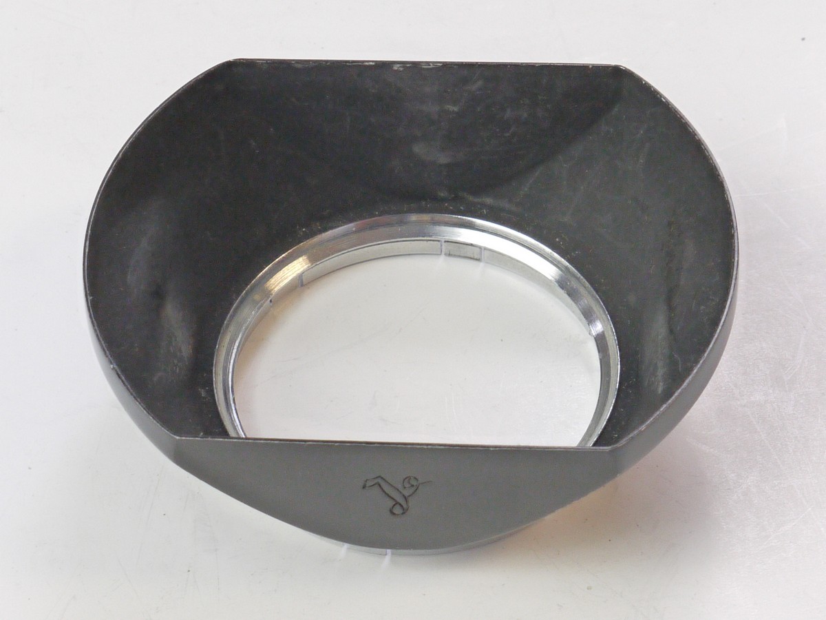 mwclassiccameras-20250425-142 Voigtlander 42mm Push-On Black Metal Square Shaped lens hood for 35mm lens (310/42)
