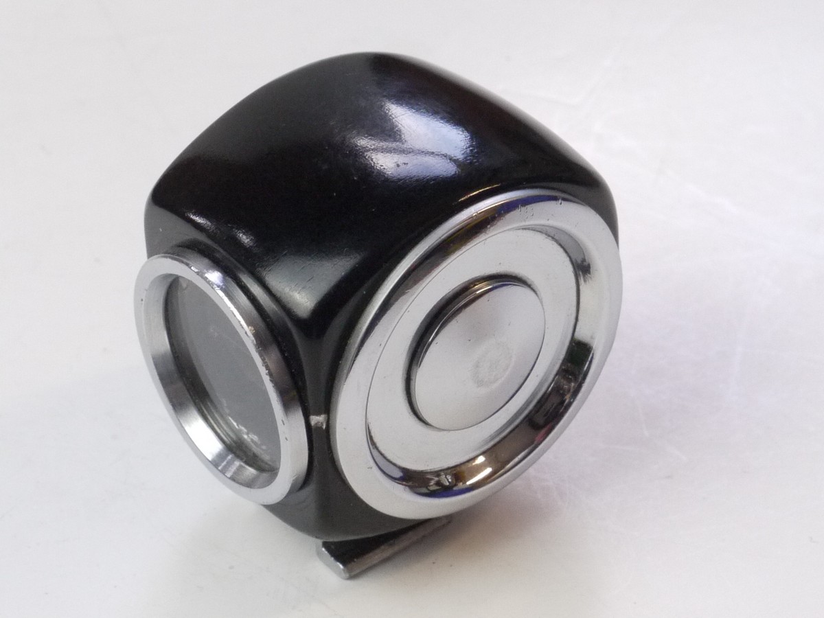 mwclassiccameras-20250425-174 Unbranded Multi Shoe finder, barrel shaped, with dial settings for 35, 50, 73, 85 & 135mm, with parrallax correction