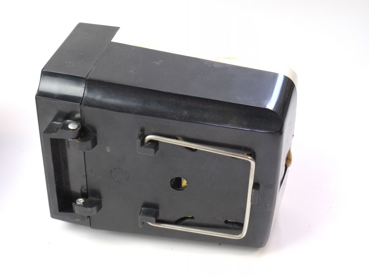 mwclassiccameras-20250425-67 Revue Battery Operated Table Top 35mm Colour Slide Viewer in Original Box