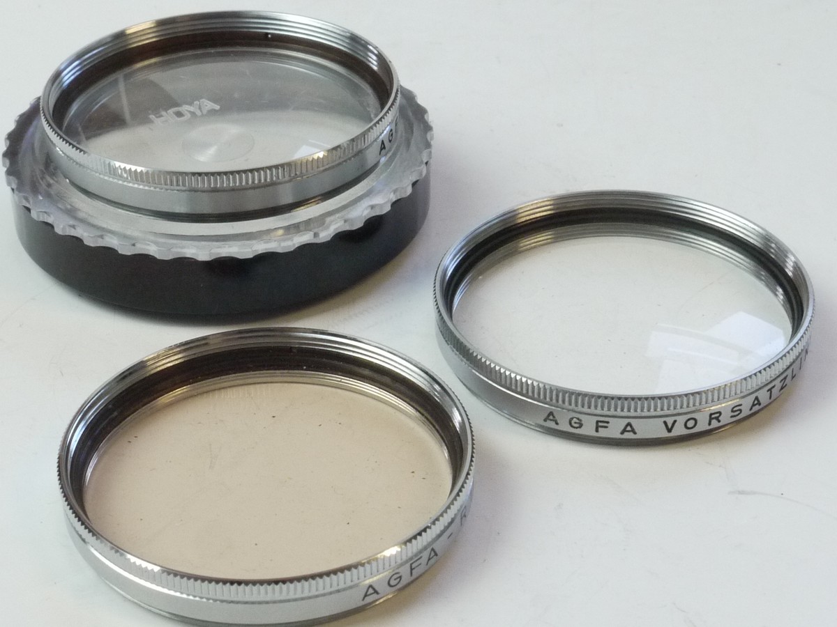 mwclassiccameras-20250502-273 Agfa set of Three 46mm Screw-in filters (R1.5 Clear, Close-Up 1 & Close-Up 2) with one keeper case