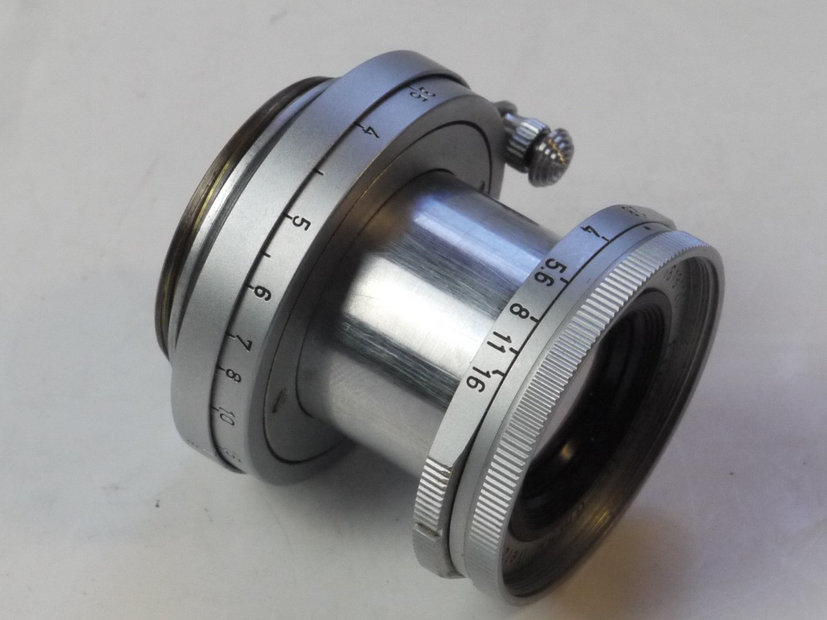 mwclassiccameras-20250516-37 Leitz Wetzlar 5cm f2.8 Elmar-L39 coated chrome collapsible lens (No.1618120) + chronme front csap & Leitz Keeper case