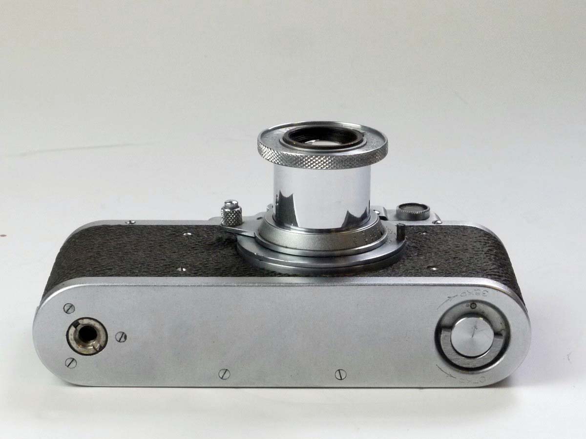 mwclassiccameras-20250530-124 Fed I Leica II Copy (No.110494) + Fed 50mm f3.5 chrome collapsible L39 RF coupled lens & plastic front cap
