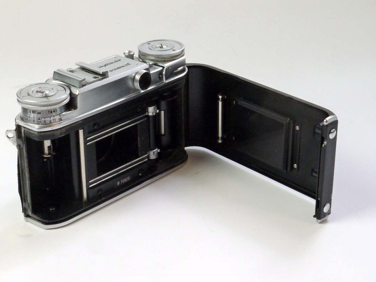 mwclassiccameras-20250530-17 Voigtlander Prominent I 35mm Coupled Rangefinder camera body with Bright-line finder frames, lever-wind & Accessory shoe