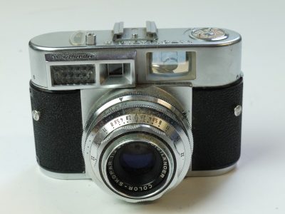 Voigtlander Vitomatic II 35mm coupled rangefinder selenium metered camera with 50mm f2.8 Color-Skopar fixed lens + ER case