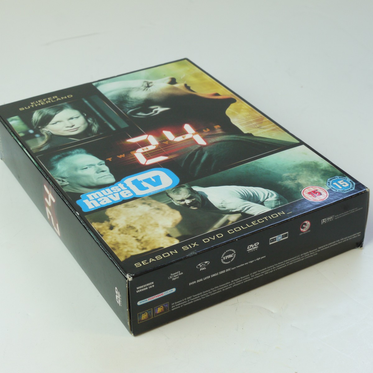 mwclassiccameras-20250613-38 24 (Kiefer Sutherland) Complete Set of Eight Seasons Box Sets, with all episodes. With Special features