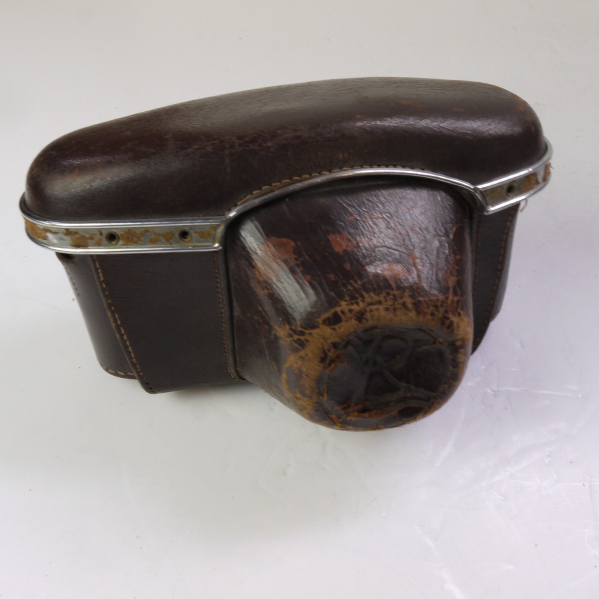 mwclassiccameras-20250620-220 Rectaflex Brown leather ER case for the Italian Rectaflex 35mm SLR. UNCOMMON