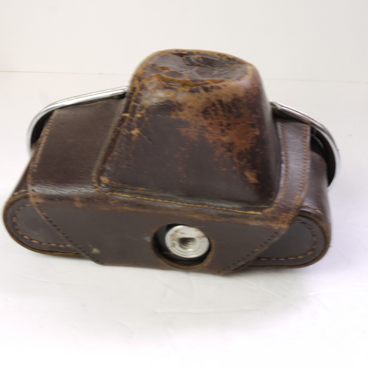 mwclassiccameras-20250620-222 Rectaflex Brown leather ER case for the Italian Rectaflex 35mm SLR. UNCOMMON