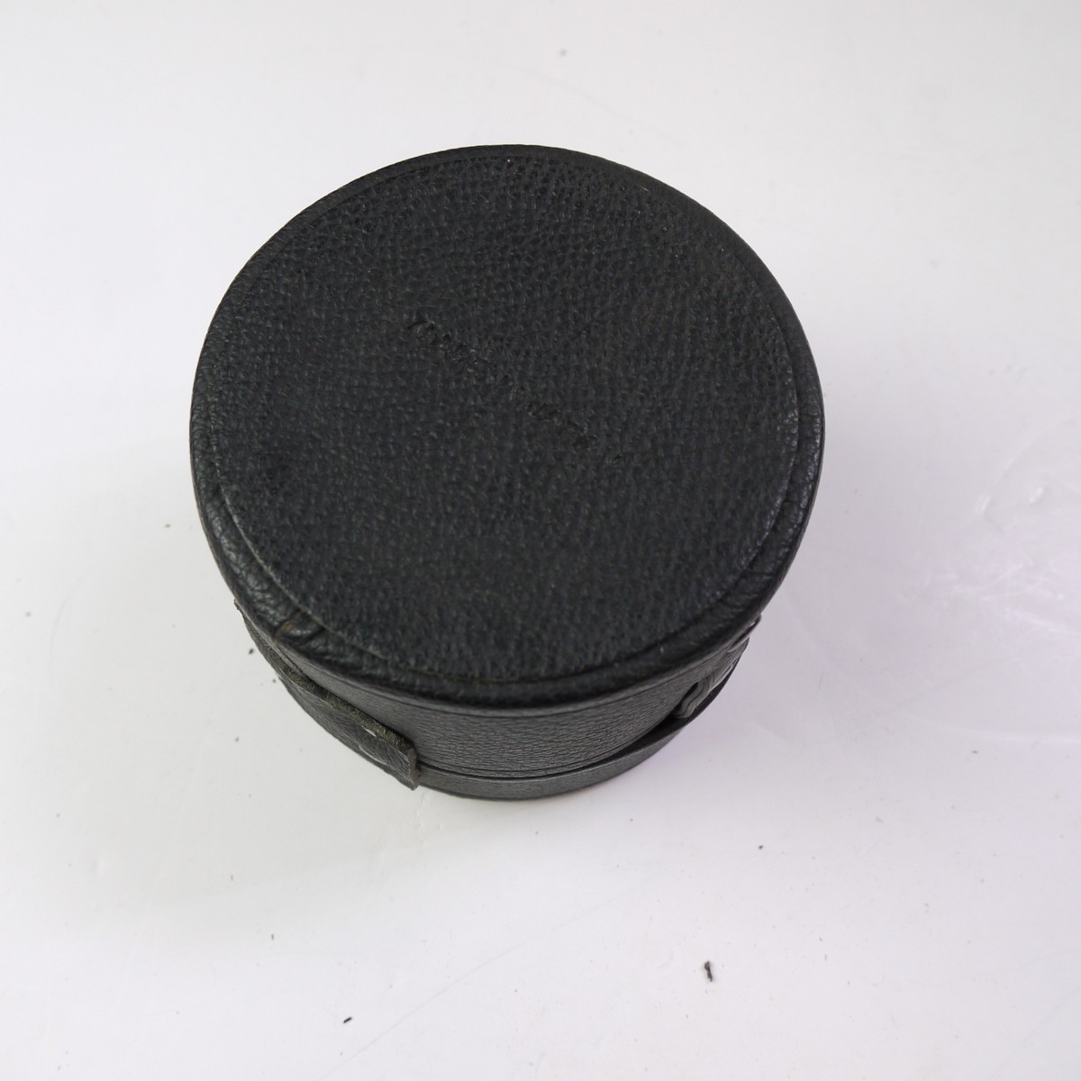 mwclassiccameras-20250620-248 Olympus FTL black lens case with short strap. For the wide-Angle & Standard FTL screw mount lenses (80mm x 65mm)