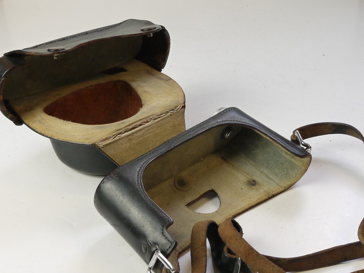 mwclassiccameras-20250620-327 Leitz Black leather ER case for the M2/M3, with strap, long nose front & large tripod bush.