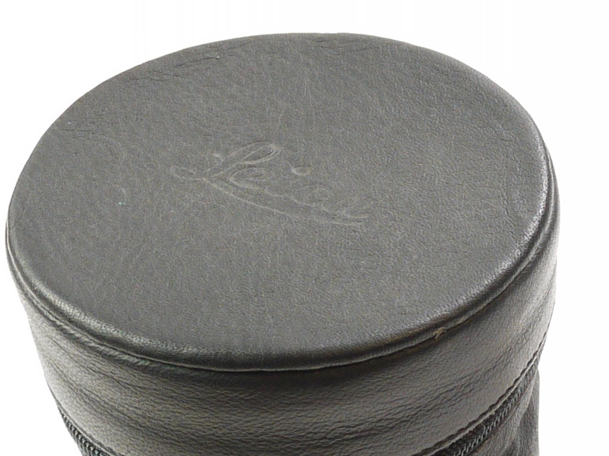 mwclassiccameras-20250620-372 Leica Medium Size black leatherette lens pouch case with zipper & tag (85 x 115mm)