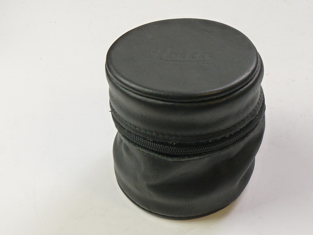 mwclassiccameras-20250620-375 Leica small black leatherette lens pouch case with zipper (80 x 85mm)