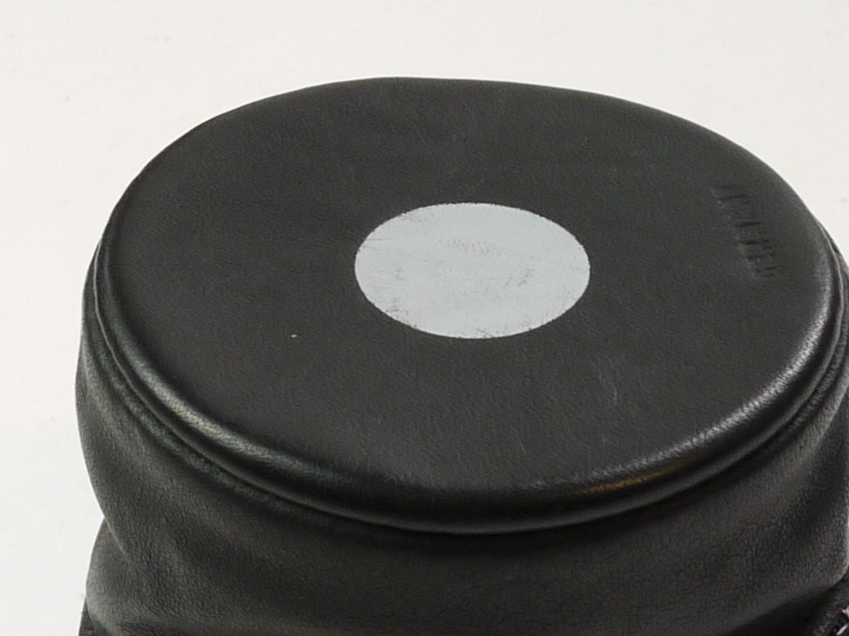 mwclassiccameras-20250620-377 Leica small black leatherette lens pouch case with zipper (80 x 85mm)