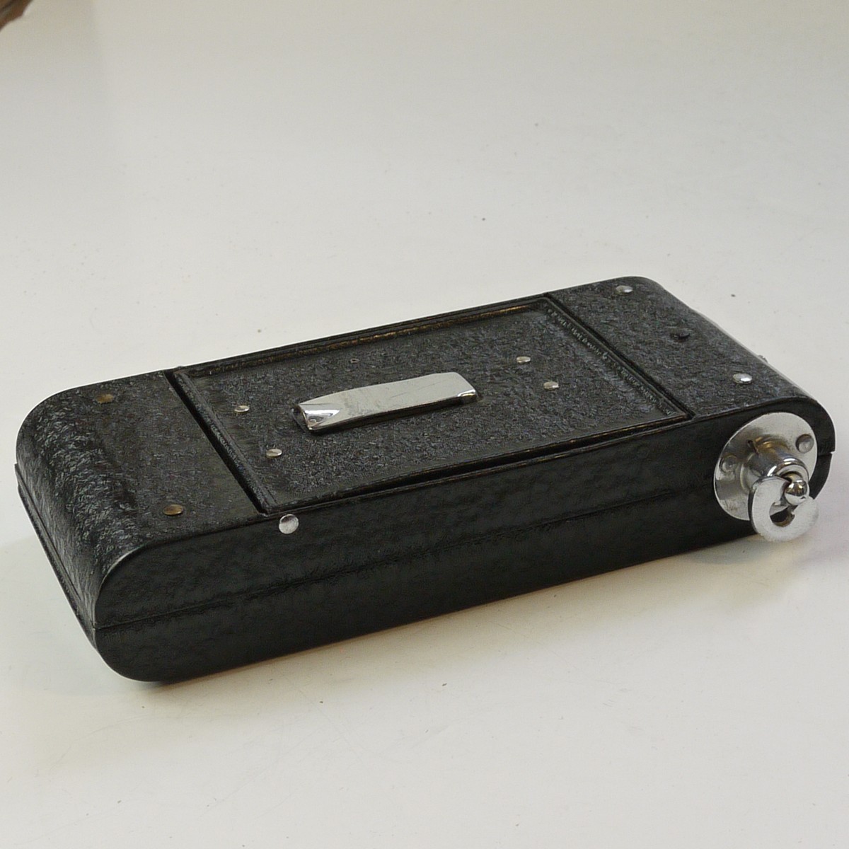 mwclassiccameras-20250627-9 Soho Myna All Distance 6x9 folding Art-Deco Style camera with single speed shutter