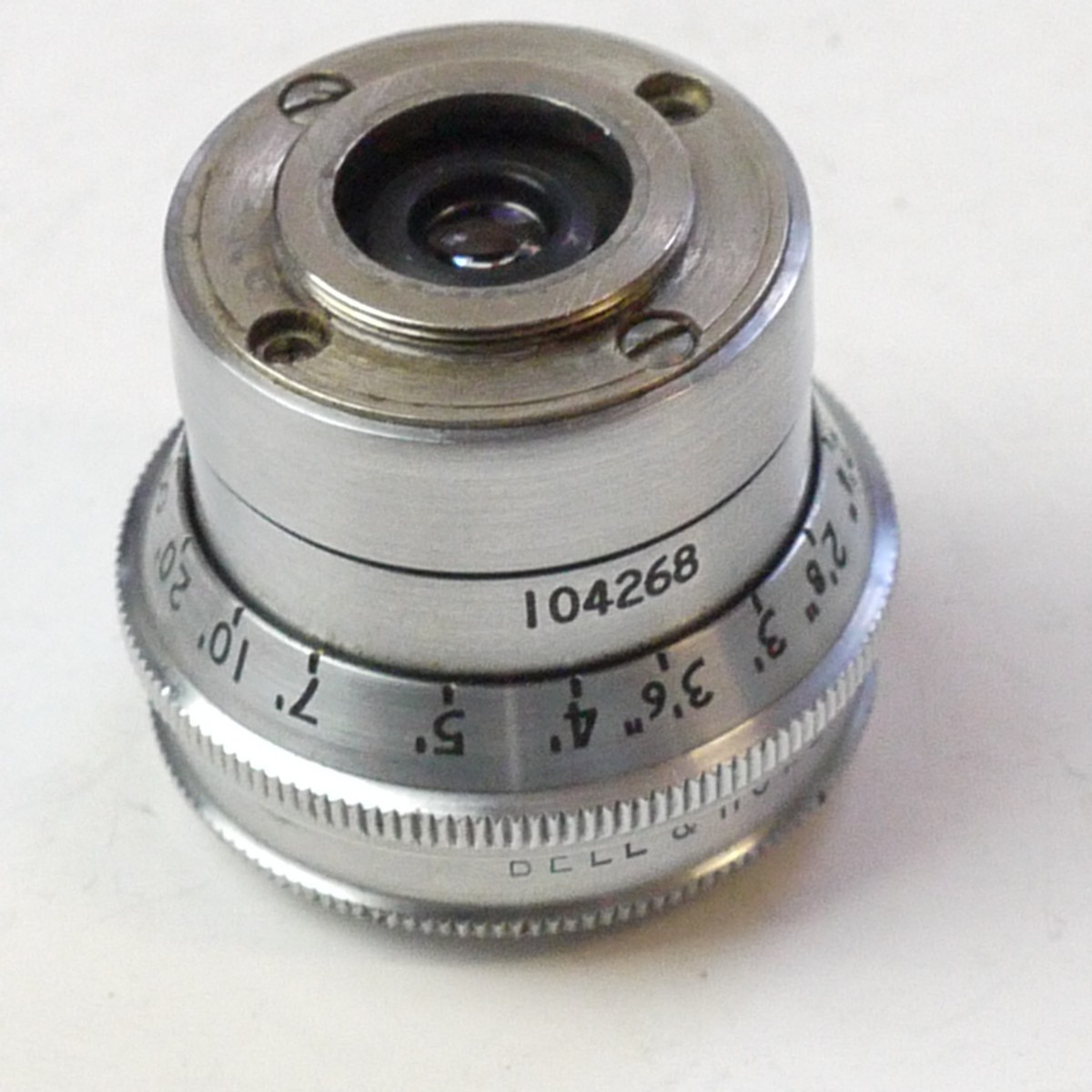 mwclassiccameras-20250704-190 Bell & Howell (Taylor Hobson) 0.5 inch f1.9 Super Comat D mount (8mm format) lens