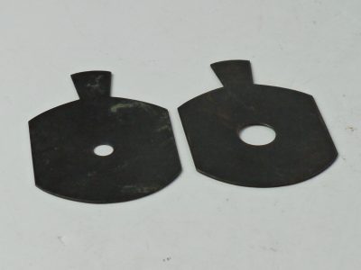 Unbranded Set of Two Medium Size Waterhouse Stops. Diameters of 7mm & 13mm. Width of 50mm. Length of 60mm