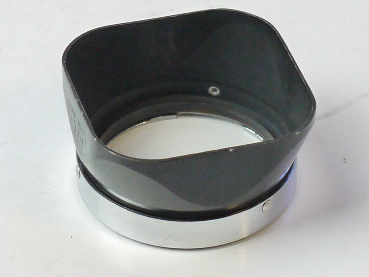 mwclassiccameras-20250704-298 MPP Bayonet 1 Metal lens hood for Microcord/Microflex TLRs (also fits f3.5 Tessar/Xenar TLR lenses & other TLRs)
