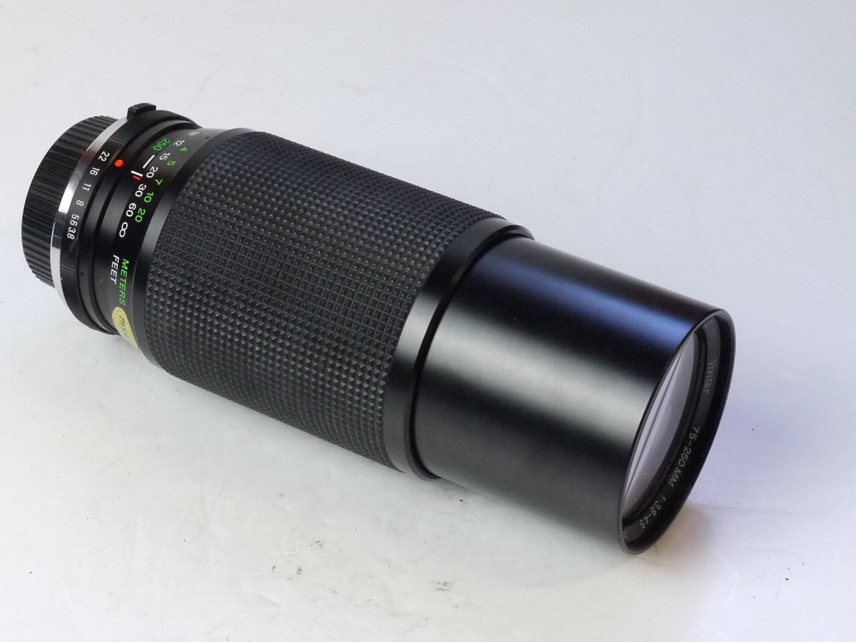 mwclassiccameras-20250711-148 Vivitar 75-250mm f3.5-4.5 Manual Zoom lens in Olympus OM mount