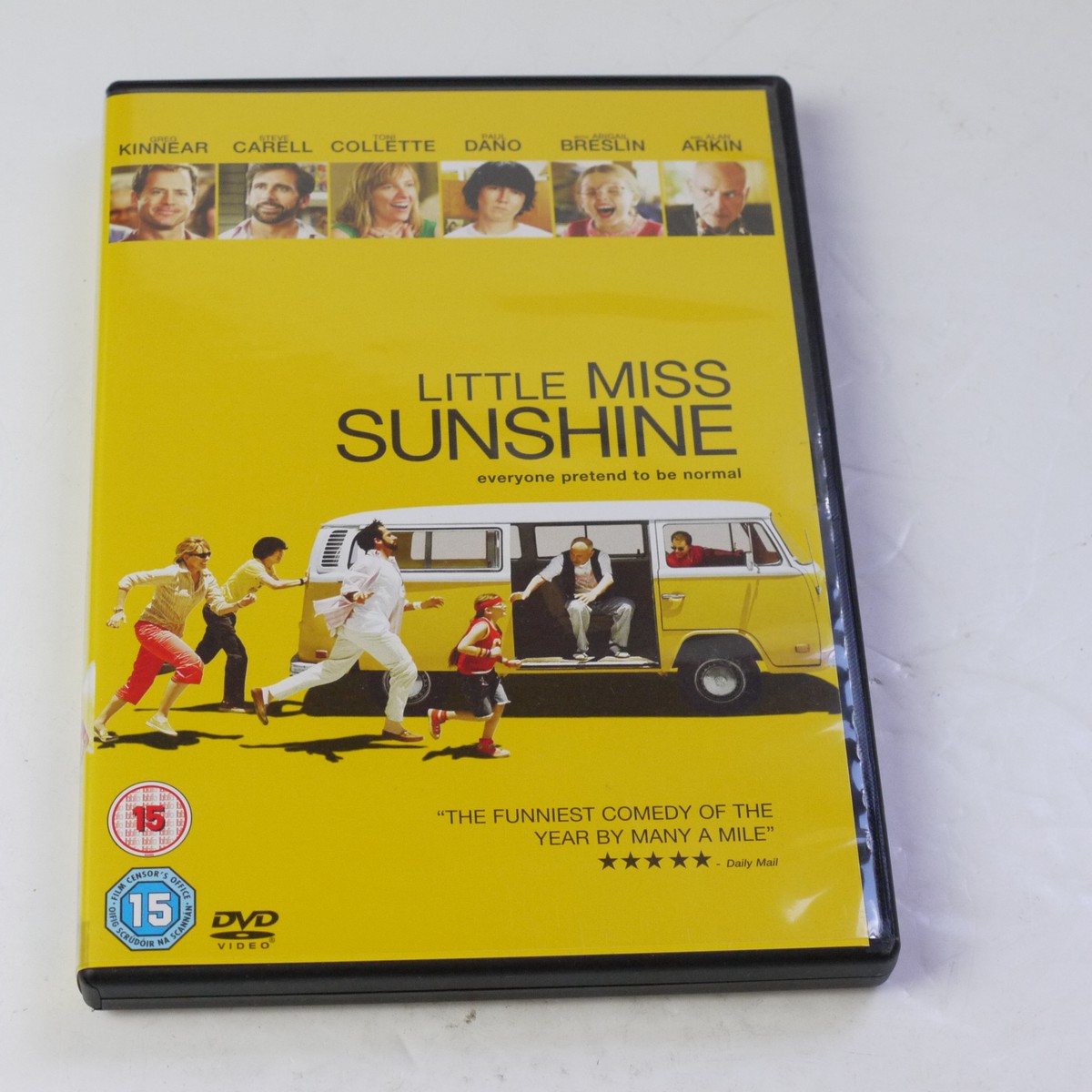 mwclassiccameras-20250718-30 Little Miss Sunshine, a film by Jonathan Dayton & Valerie Faris. DVD with special Features. Region 2 (UK)