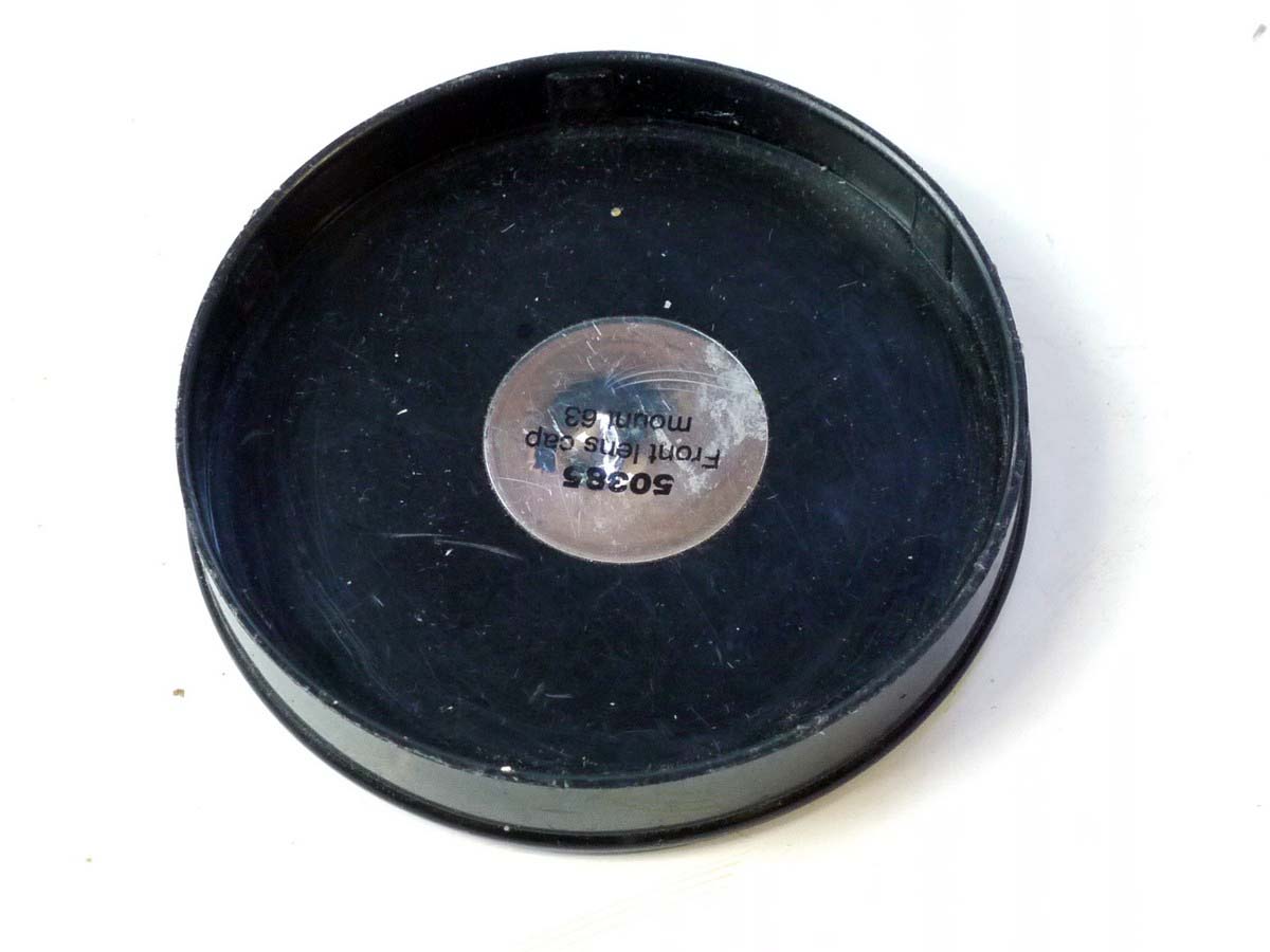 mwclassiccameras-20250801-206 Hasselblad 73mm Push-On Black plastic Front Lens Cap (50385), for 50/60mm Biogon V Mount lenses