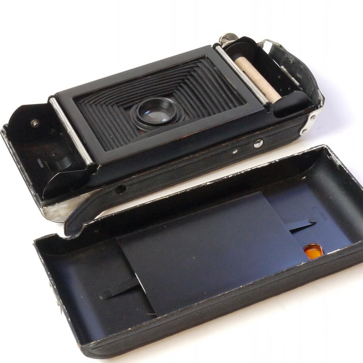 mwclassiccameras-20250808-177 Thornton Pickard Ruby large folding rollfilm camera with black bellows & Kershaw f8 Annar lens in Vario shutter + leather case