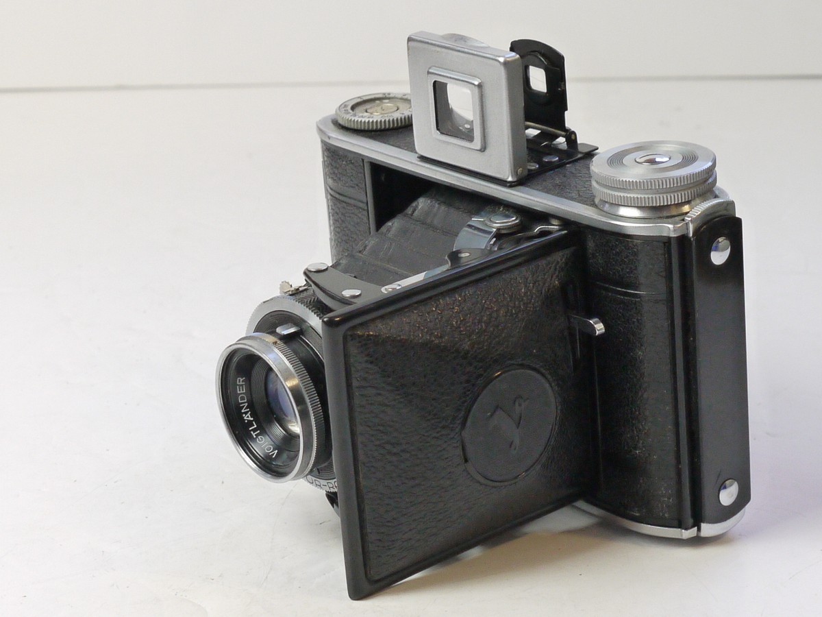 Voigtlander Bessa 66 6×6 on 120 folding camera with 75mm f4.5