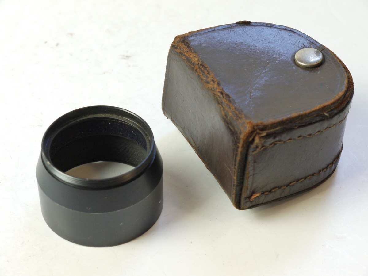 mwclassiccameras-20250815-121 Vintage 39mm Screw-In black metal lens hood for Telephoto + leather case