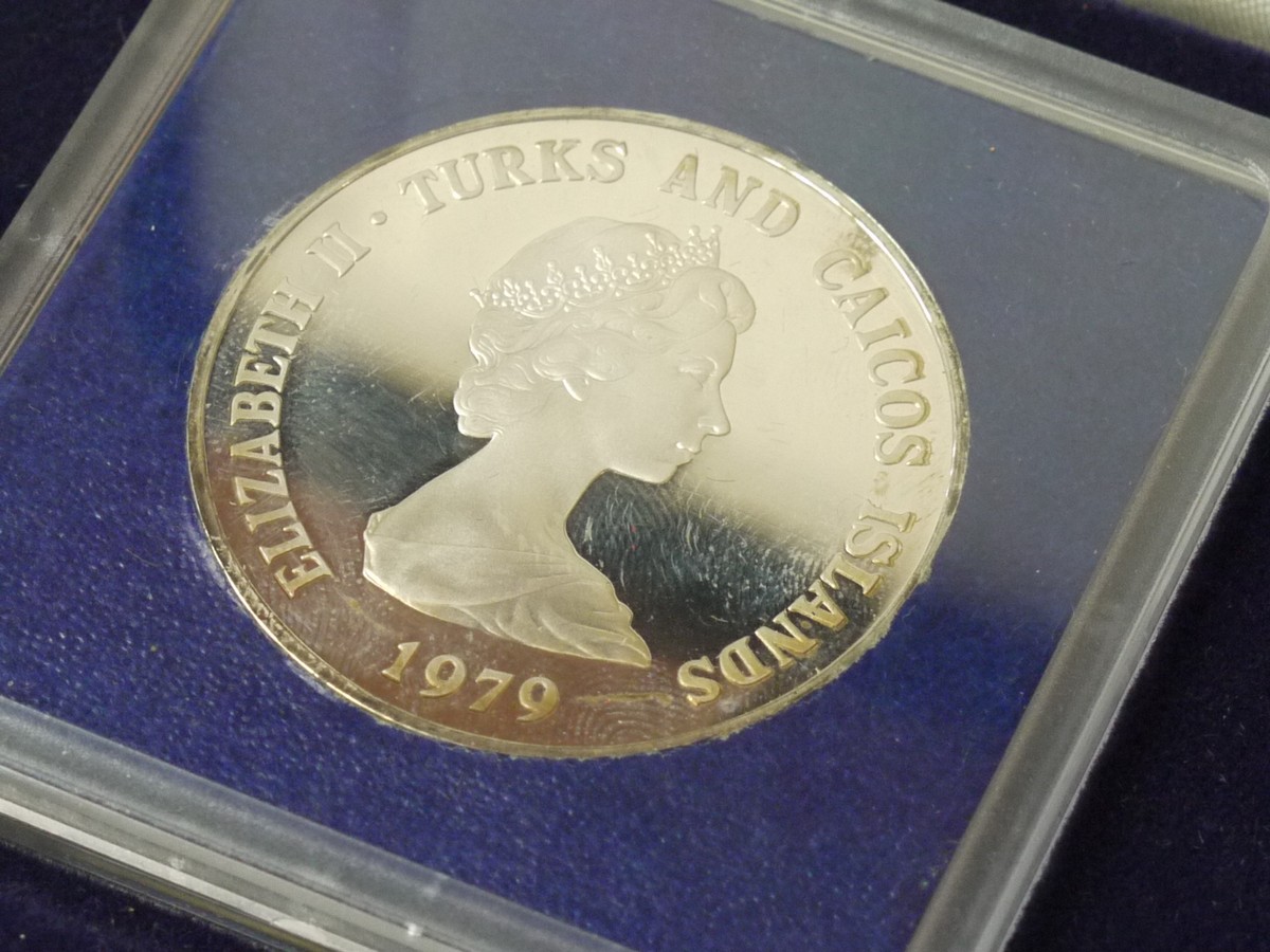 mwclassiccameras-20250815-99 Turks And Caicos Islands 1979 10th Anniversary of Investiture of Charles As Prince of Wales 10 Crowns Silver Proof Coin. In presentation Case
