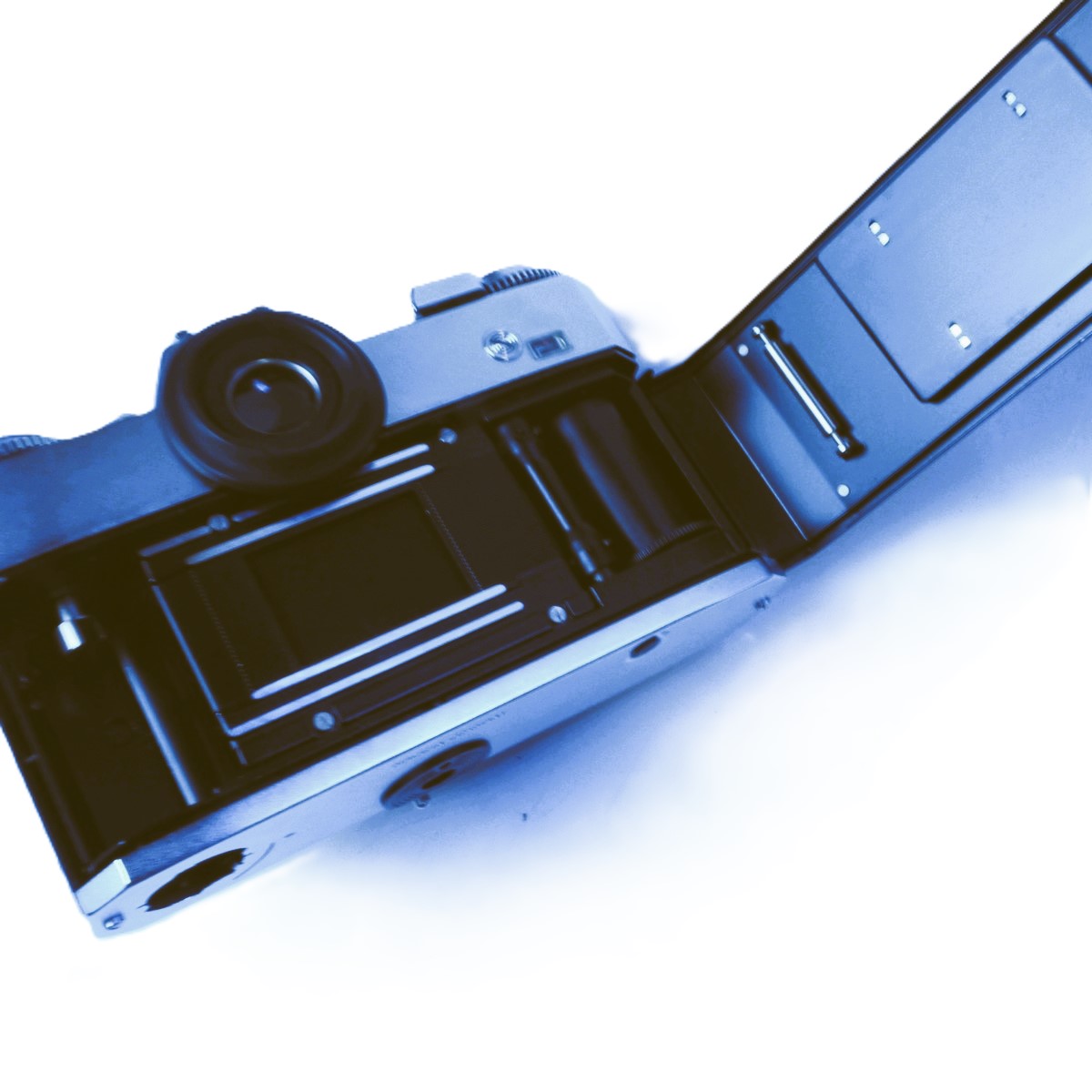 mwclassiccameras-20250912-124 Zeiss Ikon Icarex 35S BM chrome 35mm SLR + 50mm f2.8 Tessar Breechlock mount lens