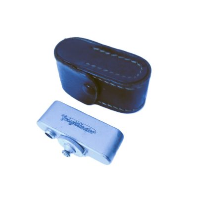 Voigtlander short base shoe rangefinder, with scale in Feet + brown leather case