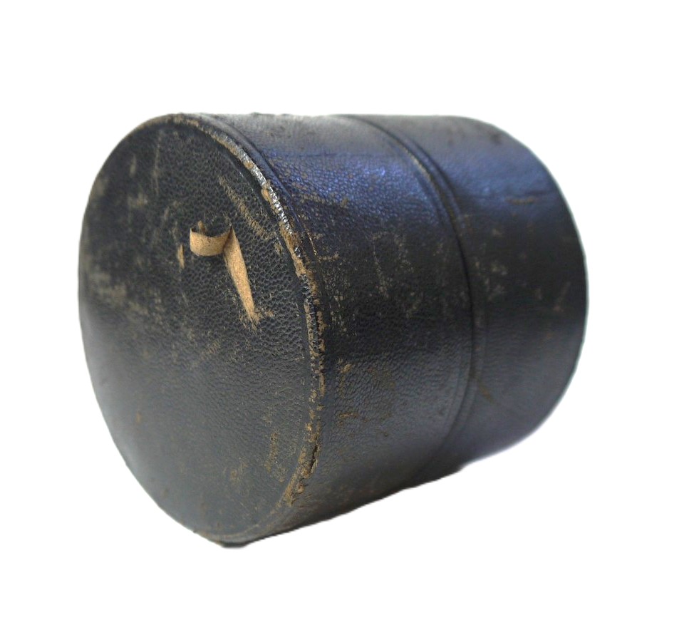 mwclassiccameras-20250919-86 Vintage dark brown leather bound antique lens case, 2 parts, with black felt inlaye. 90x95mm