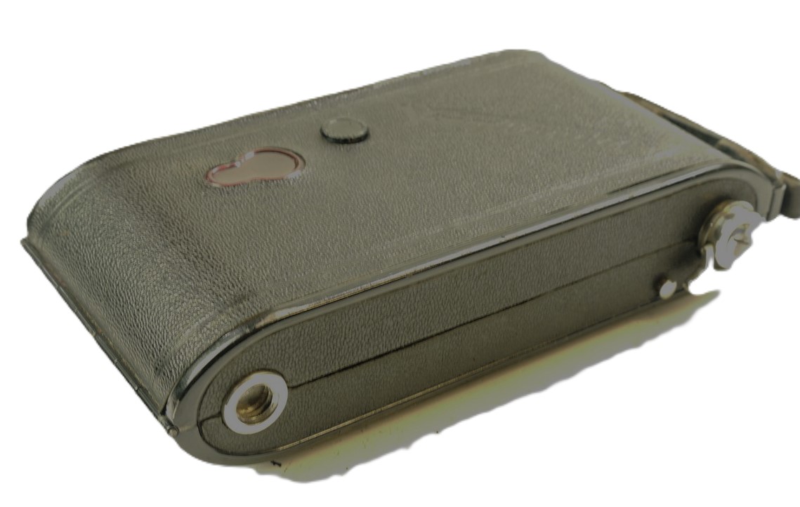 mwclassiccameras-20250926-420 Voigtlander Bessa 6x9 on 120 folding camera with 10.5cm f6.3 Voigtar lens in 4-Speed shutter