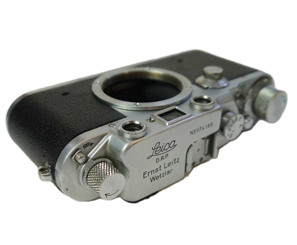 mwclassiccameras-20250926-77 Leica IIIc Body, with step & Red shutter blinds (No.374169)