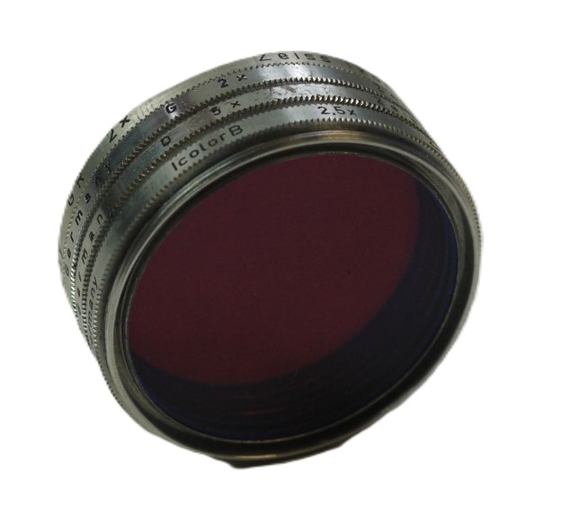 mwclassiccameras-20251010-172 Zeiss Ikon Set of Four S4.5mm Screw-In Filters, all chrome Rim (Yellow, Green, Orange & Blue)