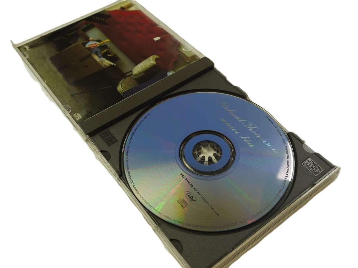 mwclassiccameras-20251010-43 Richard Thompson - Mirror Blue CD Album c1994. With Booklet. Capitol records (0777 7 81492 4)