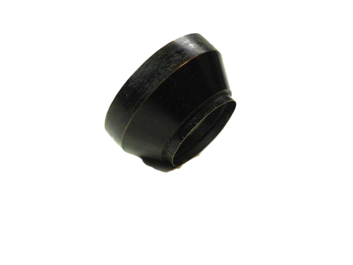 mwclassiccameras-20251017-109 German made (Zeiss?) Vintage 32mm Push-on black metal lens hood for Standard/Wide-Angle lenses