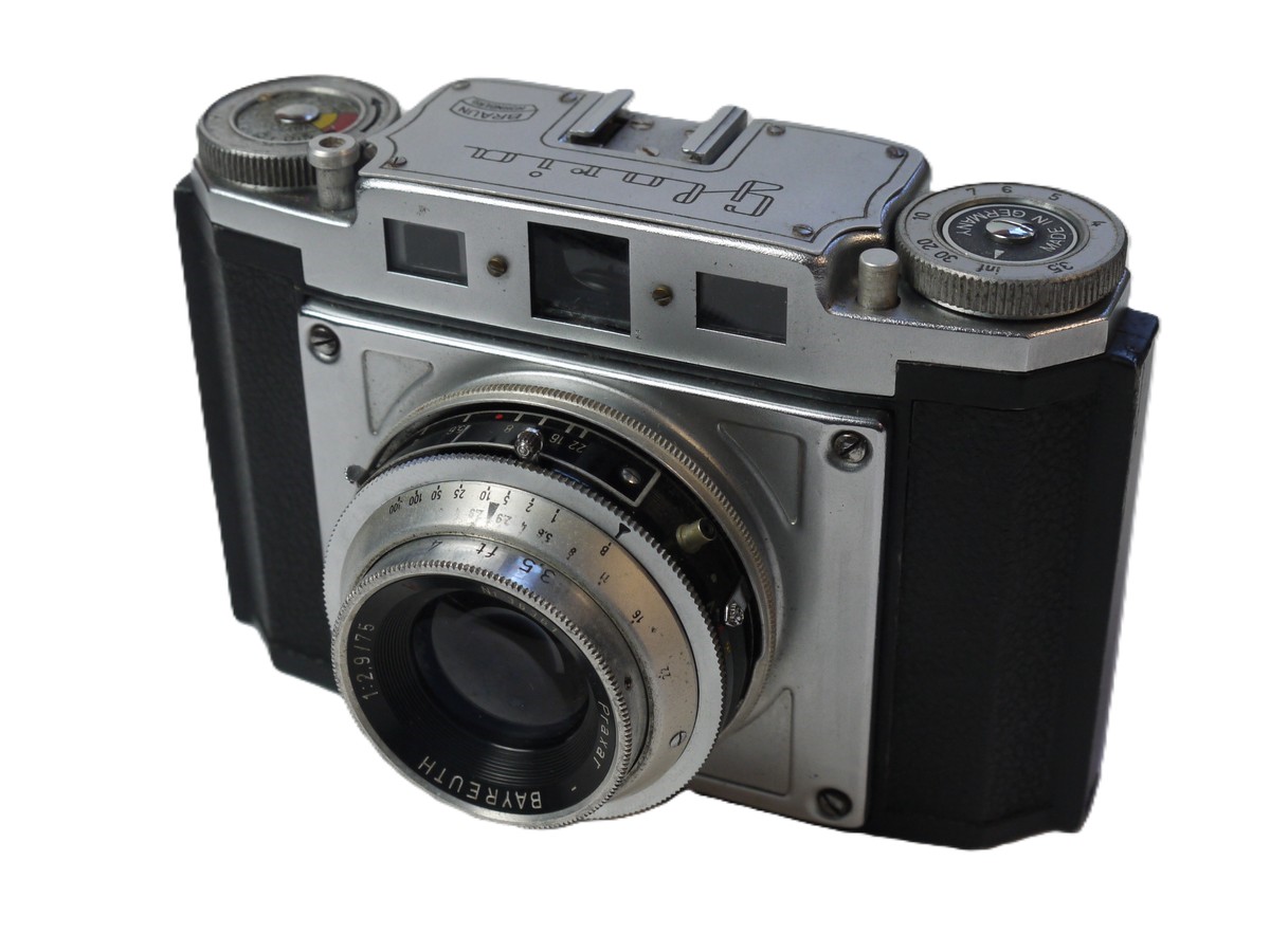 mwclassiccameras-20251024-39 Braun Gloria 6x6 on 120 Medium Format Uncoupled Rangefinder Camera c1950, with 75mm f2.9 Bayreuth Praxar Telescopic/Collapsible lens in Prontor-SVS shutter