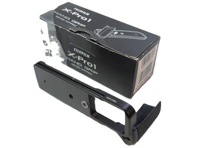 Fujifilm MHG-XPRO L-Shaped Metal Hand Grip for the X-PRO1 + Fuji Box