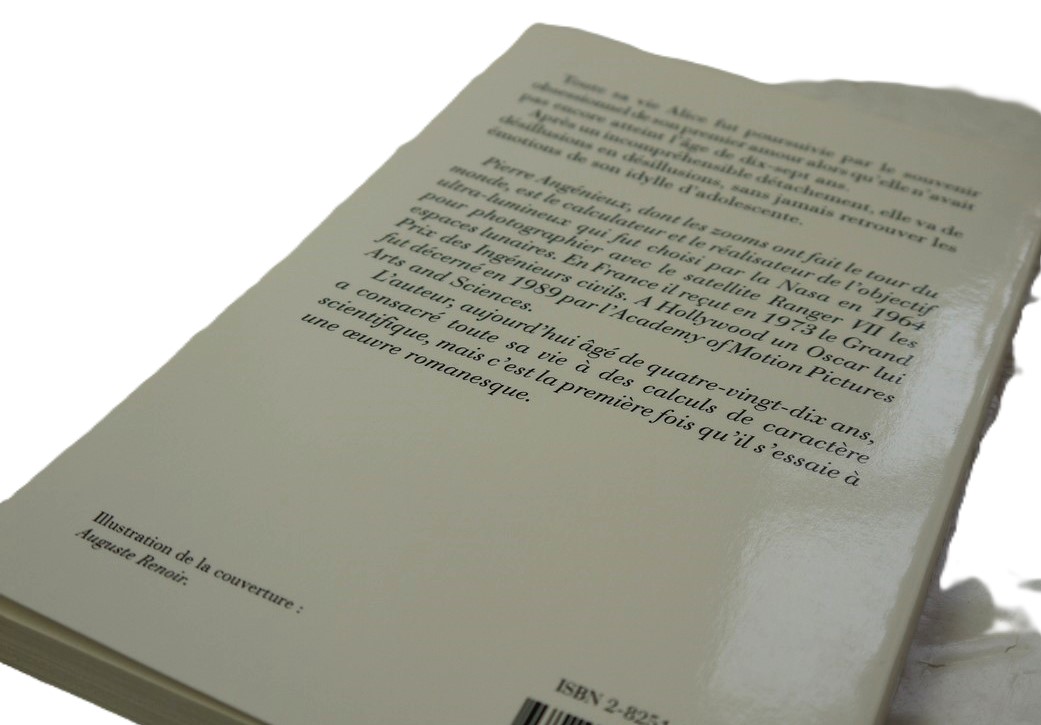 mwclassiccameras-20251030-194 Le Parc de la Tete d'Or book by Pierre Angenieux c1998. 150 pages in French