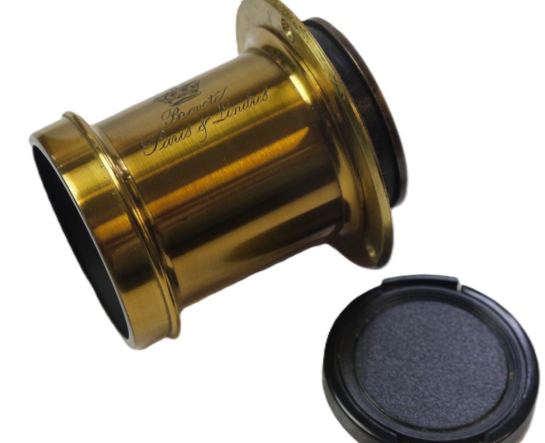 mwclassiccameras-20251030-48 Derogy No.3 Brass lens (Estimated 10 inch focal length) with Slot for Waterhouse Stops (No Stops included). With flange. Height is 60mm. Diameter is 45mm