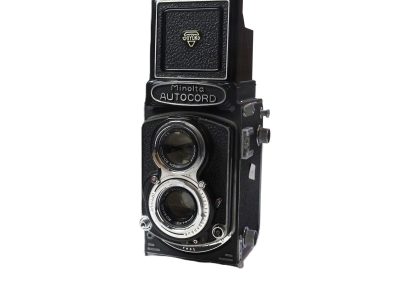 Minolta Autocord 6x6 on 120 TLR with 75mm f3.5 Rokkor lens in Optiper-MVL shutter