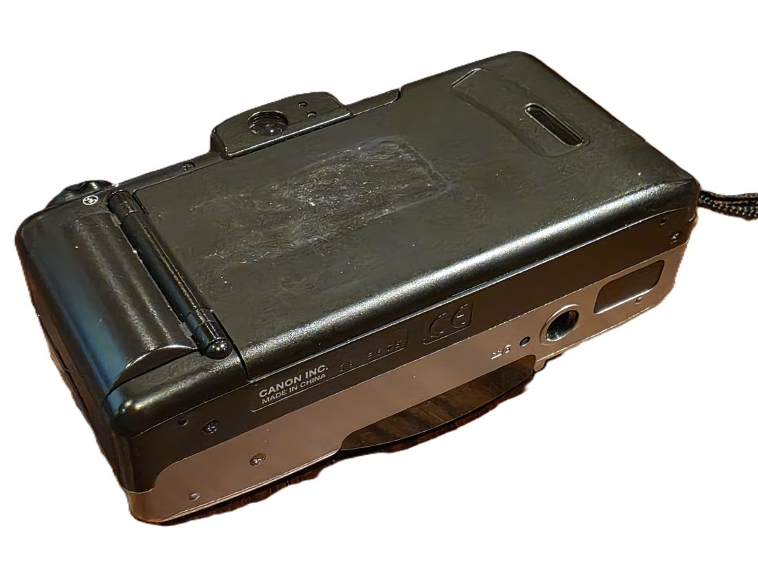mwc20260109-215 Canon Sure Shot 105 Zoom 35mm Compact Autofocus Point-&-Shoot camera with 38-105mm lens + Strap & Case
